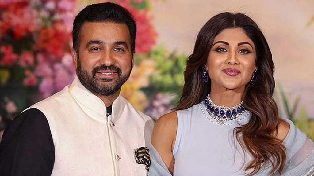 কুন্দ্রার বিচ্ছেদ কার সঙ্গে?