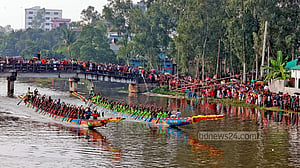 করতোয়া বাঁচাতে নৌকাবাইচ