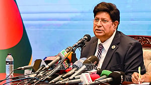 আমরা বিদেশিদের কাছে যাই না, তারাই আসে: পররাষ্ট্রমন্ত্রী