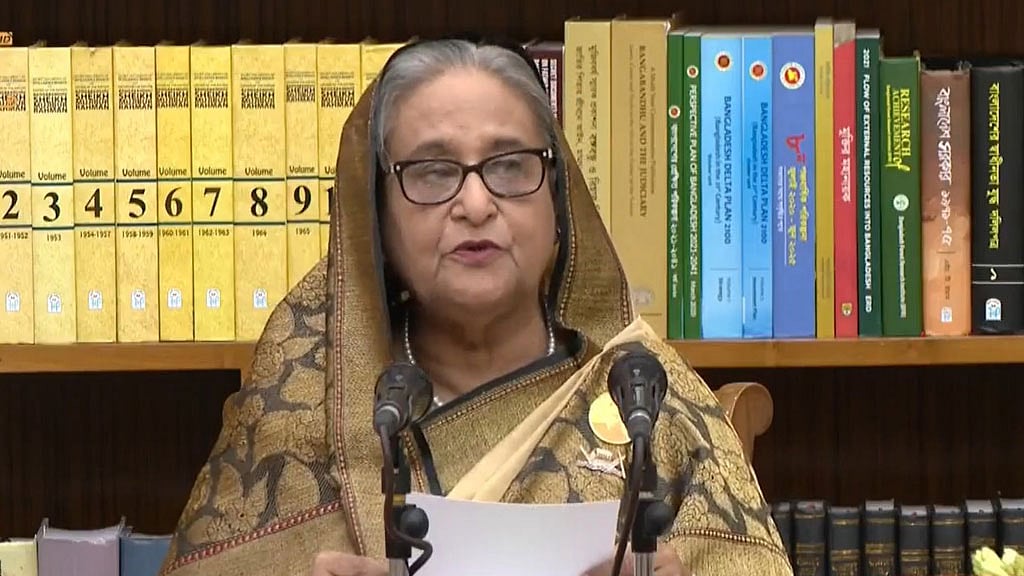 নিরপেক্ষ নির্বাচন আমাকে শেখাতে হবে না: শেখ হাসিনা