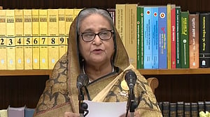 নিরপেক্ষ নির্বাচন আমাকে শেখাতে হবে না: শেখ হাসিনা