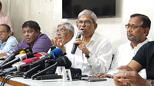 ২৮ অক্টোবর কেউ সড়কে বসে যাবে না: ফখরুল