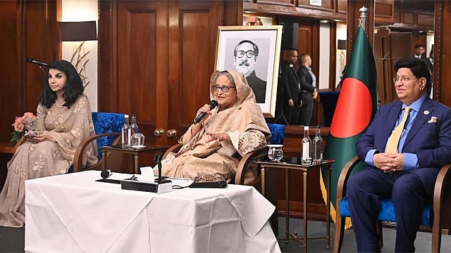 দেশের ভাবমূর্তি উজ্জ্বল করুন: প্রবাসীদের প্রতি প্রধানমন্ত্রী