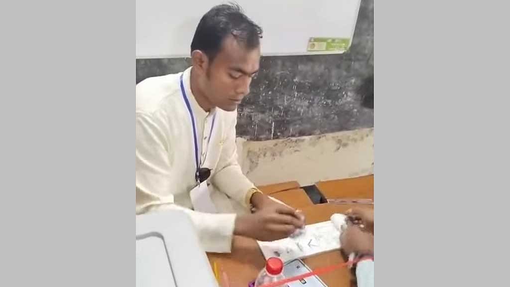 অনিয়ম: আটকে গেল লক্ষ্মীপুর ও ব্রাহ্মণবাড়িয়া উপনির্বাচনের গেজেট