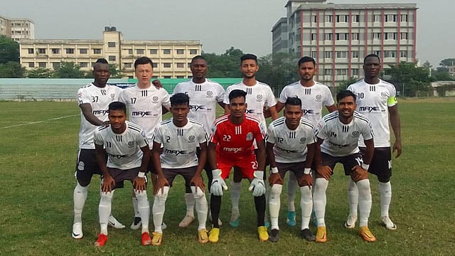 স্বাধীনতা কাপের সেরা আটে মোহামেডান, ছিটকে গেল শেখ রাসেল