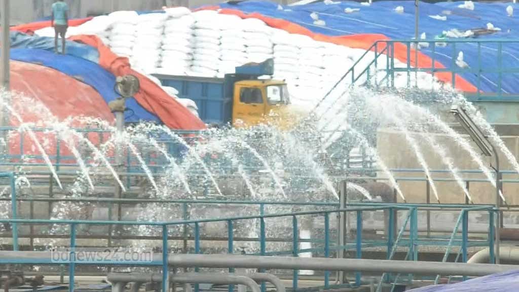 ৭২ দিন পর ইউরিয়া উৎপাদনে ফিরেছে যমুনা সার কারখানা