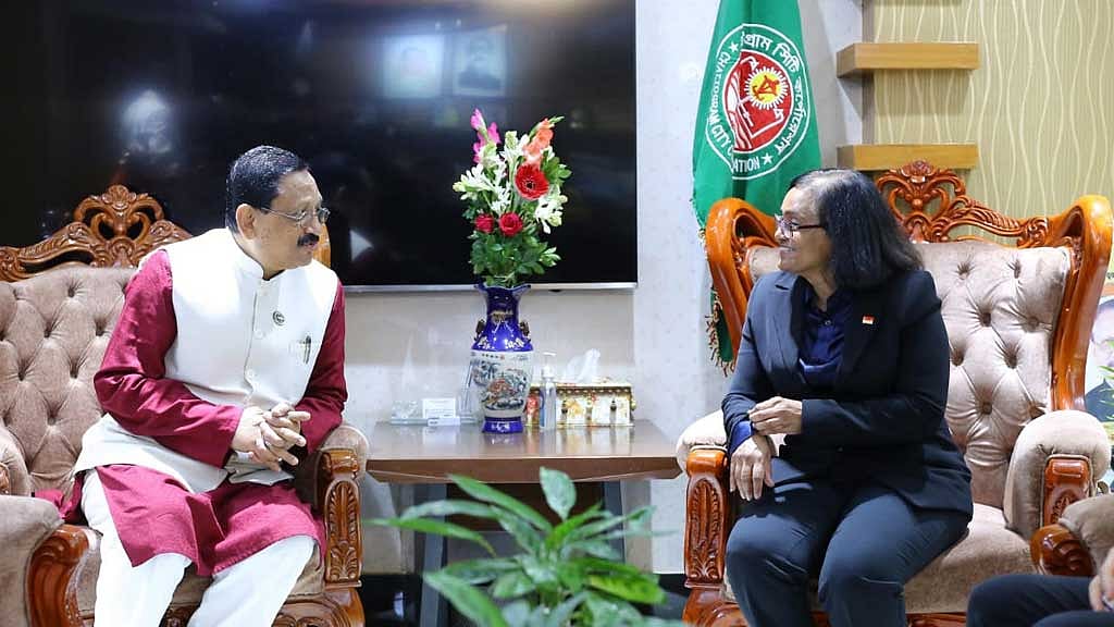 চট্টগ্রামের অনুপ্রেরণা সিঙ্গাপুর: মেয়র রেজাউল