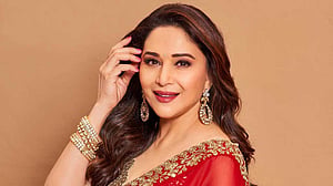মাধুরী ভোটে দাঁড়াচ্ছেন?
