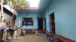 নির্যাতনে পোল্ট্রি ব্যবসায়ীর মৃত্যুর অভিযোগ: ৩ পুলিশ প্রত্যাহার