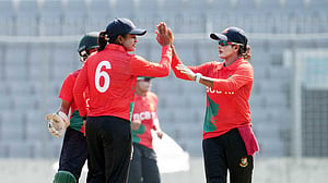 দলে ফিরলেন লতা, স্ট্যান্ডবাই তালিকায়ও নেই সালমা