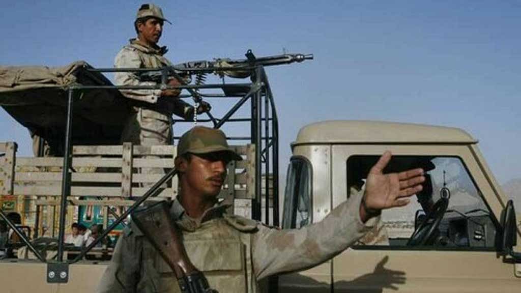 পাকিস্তানে বিমান বাহিনীর ঘাঁটিতে জঙ্গি হামলা, নিহত ৩