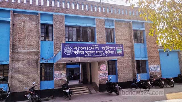 ‘বিরিয়ানির লোভ দেখিয়ে স্কুল ছাত্রদের মশাল মিছিলে আনা হয়’