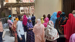 জয়পুরহাটে দুটি বাইকের মুখোমুখি সংঘর্ষে ২ আরোহীর মৃত্যু