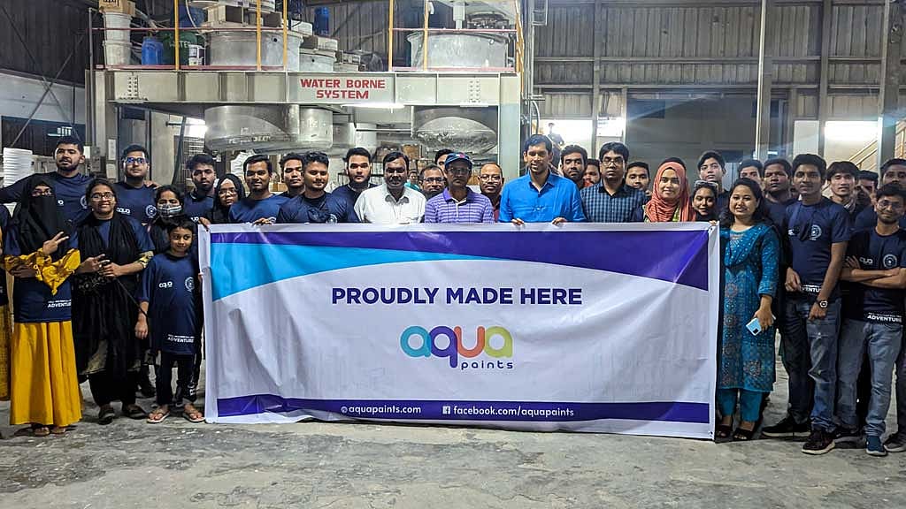 এ্যাকোয়া পেইন্টসের কারখানা ঘুরে দেখলেন শিক্ষার্থীরা