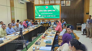 কাপ্তাই হ্রদের হাউজবোটের জন্য শিগগিরই নীতিমালা: ডিসি