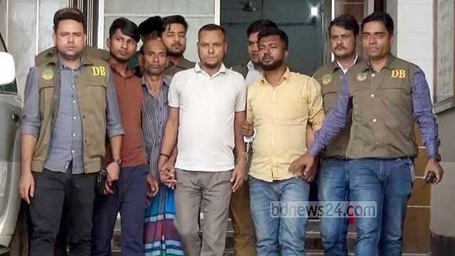 ঢাকায় পুলিশ হত্যা মামলায় গাজীপুরে চারজন গ্রেপ্তার