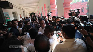 বাঁশখালীর এমপি মোস্তাফিজের বিরুদ্ধে মামলা করছে ইসি