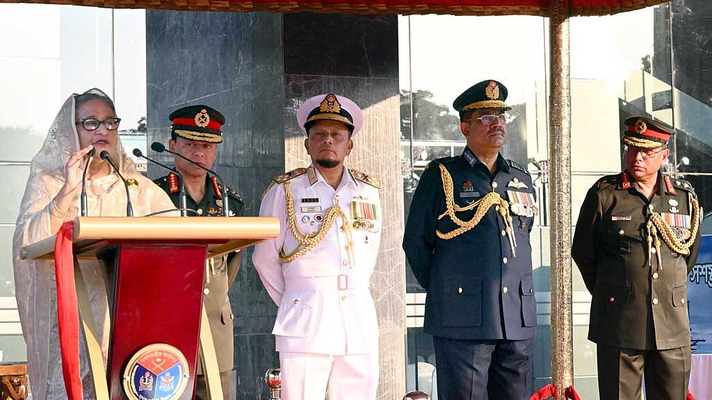 কিছু লোকের লাশের ওপর দিয়ে ক্ষমতায় যাওয়ার চেষ্টা অমানবিক: প্রধানমন্ত্রী