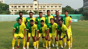 দারুণ জয়ে আশা বাঁচিয়ে রাখল রহমতগঞ্জ