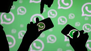 হোয়াটসঅ্যাপে যোগ হতে পারে বিজ্ঞাপন