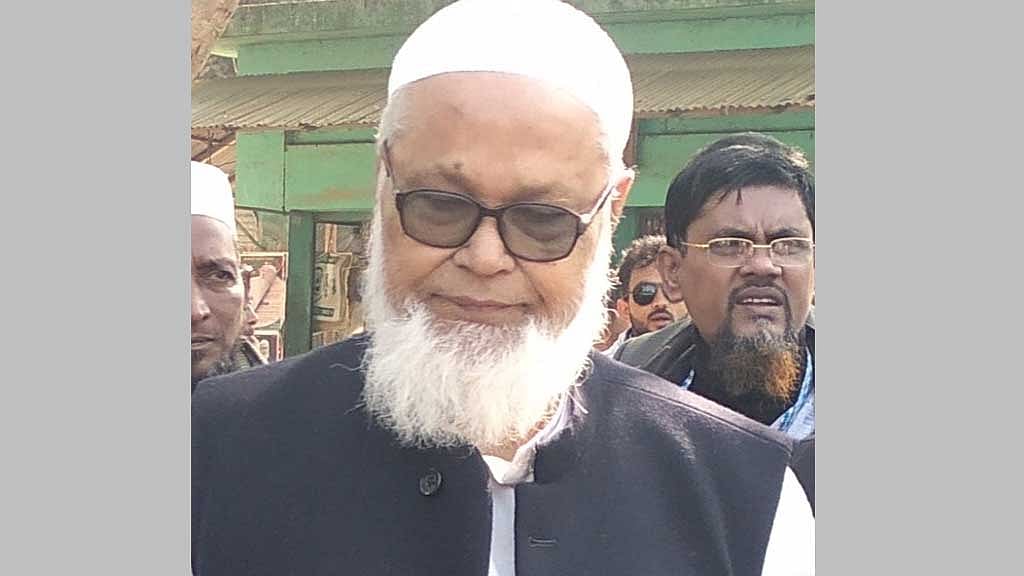 টাঙ্গাইলে ‘খান পরিবারে’ নেই নৌকার প্রার্থী