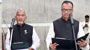শপথ নিলেন নতুন দুই সংসদ সদস্য