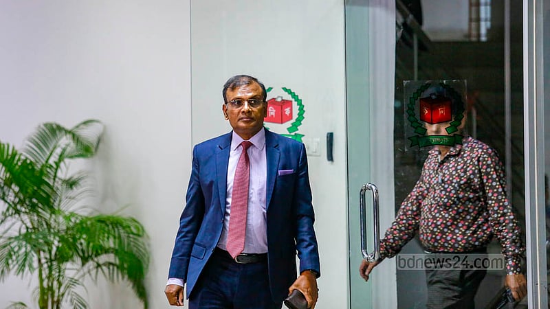 আগামী সংসদ নির্বাচনের সময়সূচি নির্ধারণের বিষয়ে আলোচনা করতে বুধবার বিকালে প্রধান নির্বাচন কমিশনারের কক্ষে যাচ্ছেন নির্বাচন কমিশনার মোঃ আনিছুর রহমান।