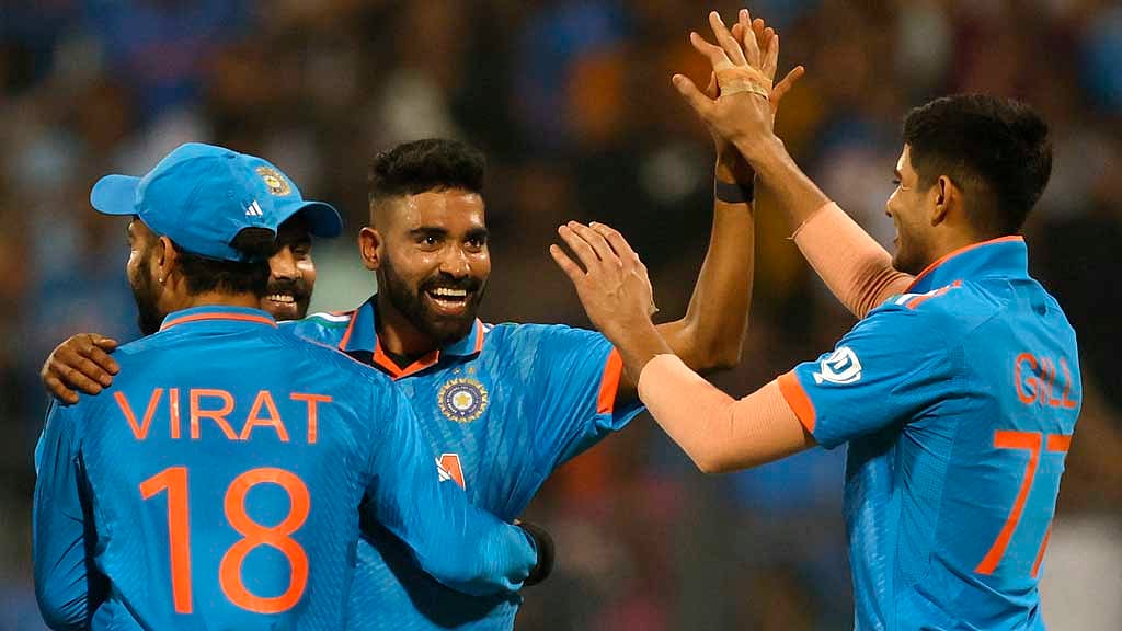 শ্রীলঙ্কাকে ৫৫ রানে গুটিয়ে সেমি-ফাইনালে ভারত