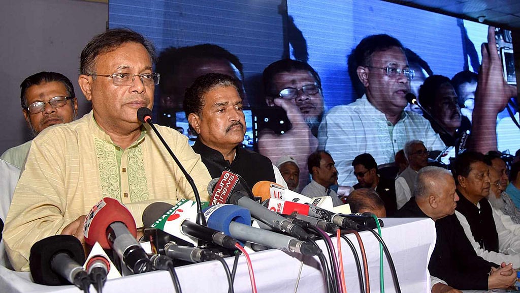 ‘আগুন সন্ত্রাস’ চালিয়ে তারা এখন গর্তে ঢুকেছে: হাছান মাহমুদ