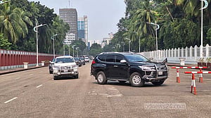 ভোটের প্রস্তুতি জানাতে বঙ্গভবনে নির্বাচন কমিশন