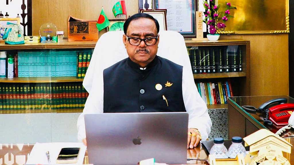 চালের দাম বাড়ানোর চেষ্টা মানা হবে না: খাদ্যমন্ত্রী