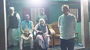 কাউকে অবাঞ্ছিত ঘোষণার অধিকার কারও নেই: শমসের মবিন