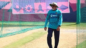 ‘সিদ্ধান্ত গ্রহণের ক্ষেত্রে ভুগছে বাংলাদেশ’, মাহমুদের দাবিতে মন্তব্য নেই হাথুরুসিংহের