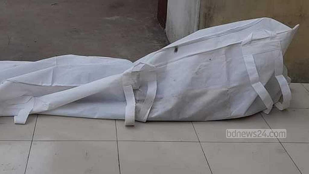 বরিশালে অটোরিকশা চাপায় ও বিদ্যুৎস্পৃষ্টে ২ মৃত্যু