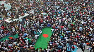রাজনীতি থেকে রাজনীতিটাই নাই হয়ে গেছে