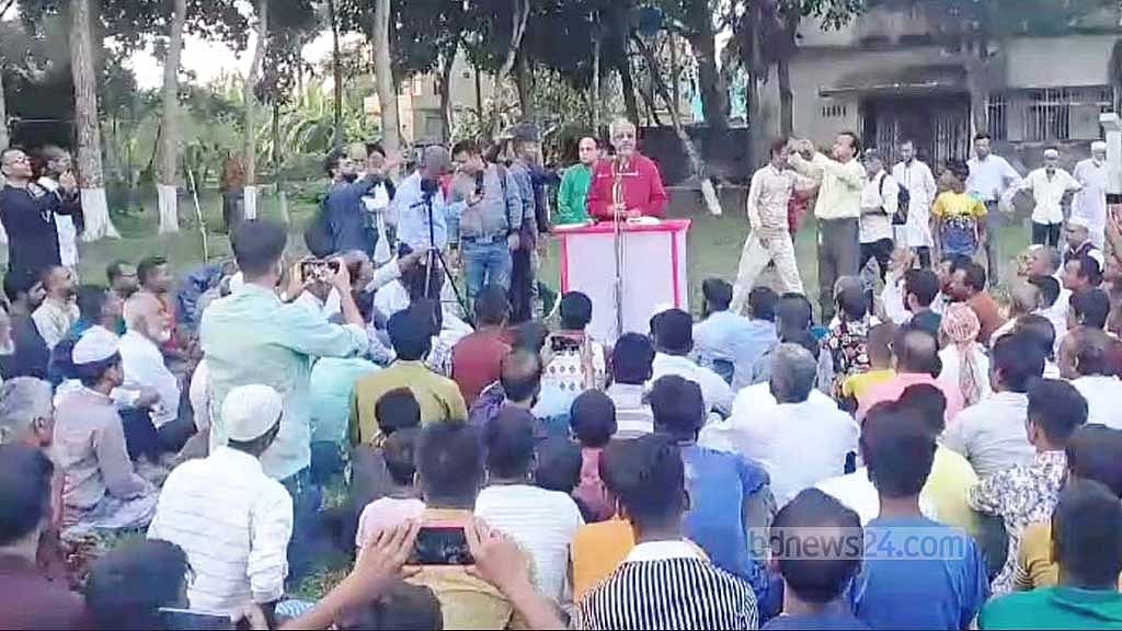 ‘বর্জন ভুল’ বলে ভোটে বিএনপির সাবেক এমপি আখতারুজ্জামান