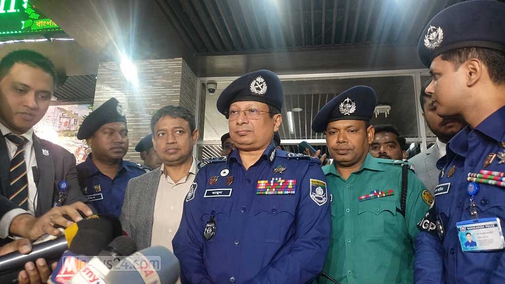 নির্বাচন ঘিরে কোনো শঙ্কা দেখছেন না আইজিপি