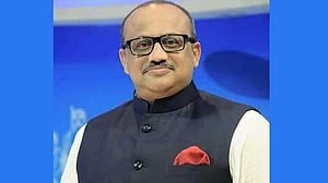 নৌকা মিলল না, মুরাদ হাসানের নামে স্বতন্ত্র মনোনয়নপত্র
