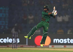 শ্রীলঙ্কাকে হারিয়ে সাতে উঠে এলো বাংলাদেশ