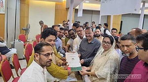 কেন ৩ আসনের মনোনয়ন ফরম নিলেন, ব্যাখ্যা দিলেন নাছির