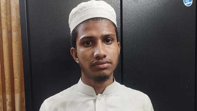 ঝালকাঠিতে ভোটার হতে এসে রোহিঙ্গা যুবক আটক