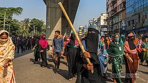 পোশাক শিল্প অন্য দেশের হাতে তুলে দেওয়ার চক্রান্তে সরকার: রিজভী
