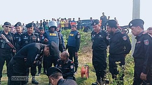 সাতক্ষীরায় রাস্তায় মিলল ১৮ হাতবোমা, করা হল নিষ্ক্রিয়