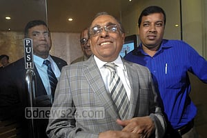 ব্যারিস্টার মইনুল হোসেন আর নেই