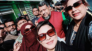 আচরণবিধি লঙ্ঘন: নৌকার প্রার্থী নিখিলকে শোকজ