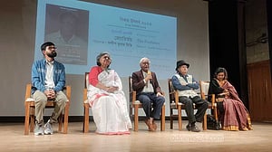 'শিক্ষকতায় এসেছি, অন্যতম আকর্ষণ ছিলেন জ্যোতির্ময় গুহঠাকুরতা'