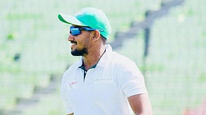 খালেদ ও রাজার ৪ উইকেট, প্রথম দিনেই লিড পূর্বাঞ্চলের