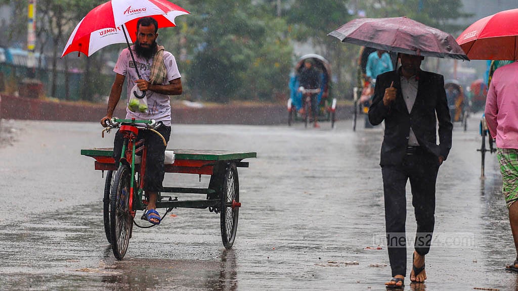 মেঘ কাটিয়ে রোদ উঠবে, কমবে তাপমাত্রা