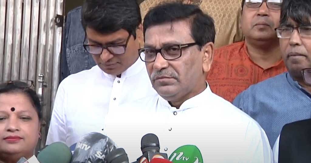 বাসে-ট্রেনে আগুন দেওয়াকে সফলতা মনে করছে বিএনপি: হানিফ
