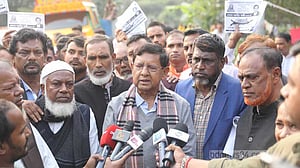 ‘ভূমিদস্যুরা’ পুতুল এমপি বানিয়ে রূপগঞ্জ দখল করতে চায়: গোলাম দস্তগীর